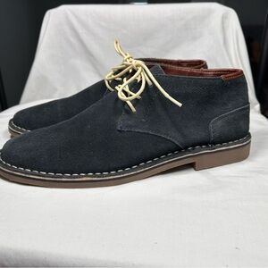 Kenneth Cole Dark Gray Suede Chukka‎ Boots